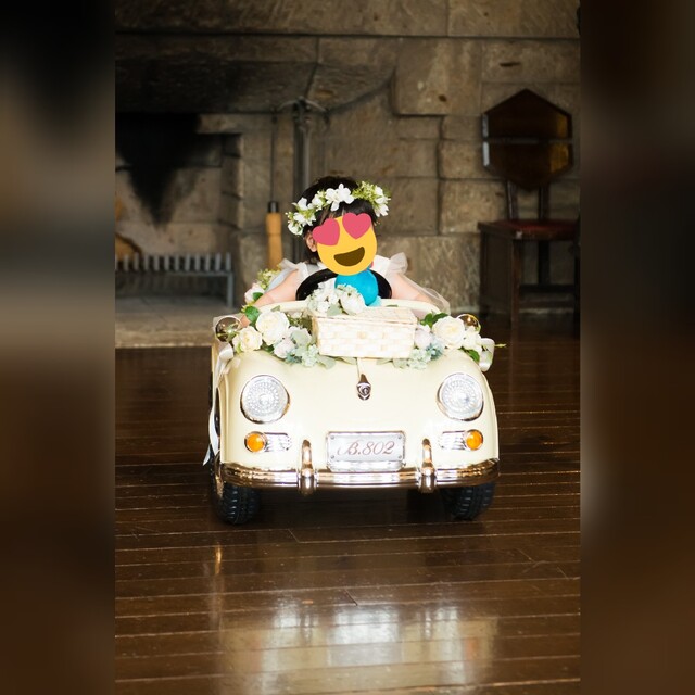 【値下げ中】ラジコンカー 結婚式 リングガール リングボーイ エンタメ/ホビーのおもちゃ/ぬいぐるみ(ホビーラジコン)の商品写真