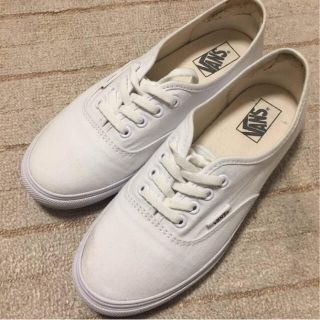 VANSホワイトスニーカー👟（23センチ）(スニーカー)