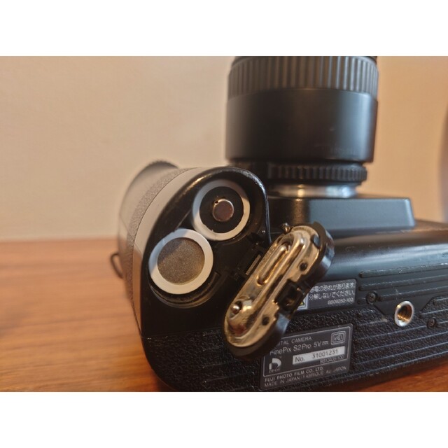 Fujifilm S2 Pro, Sigma 28mm 1.8 + レンズ1本 4