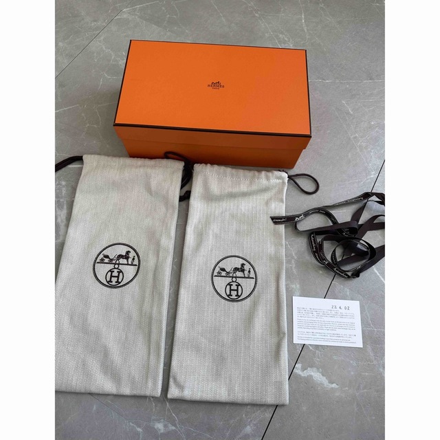 エルメス　HERMES 空箱　保管箱　巾着　布袋　モカシン　パリ　オラン