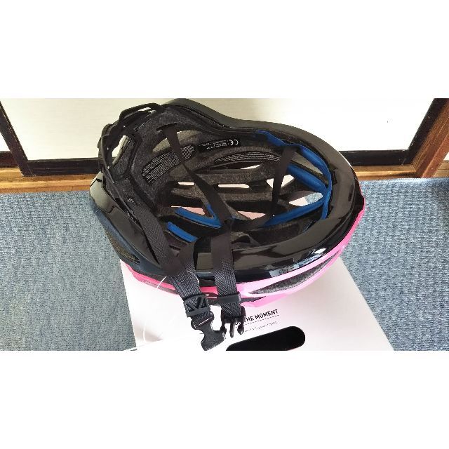 【新品未使用品・送料込み】HJC　ヘルメット スポーツ/アウトドアの自転車(ウエア)の商品写真