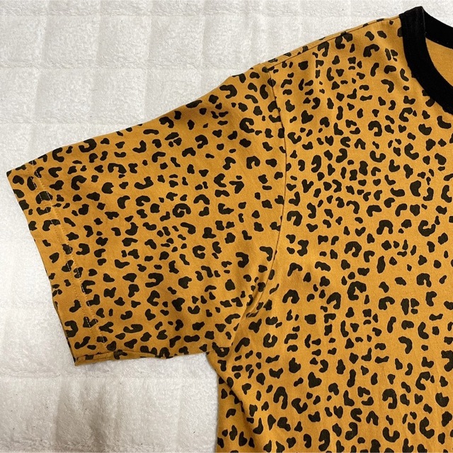 Supreme(シュプリーム)の(shun_soccer39様専用)supreme leopard tee S メンズのトップス(Tシャツ/カットソー(半袖/袖なし))の商品写真