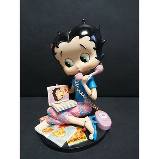 ベティブープ(Betty Boop)のベティちゃん♡お座りフィギュア☆bettyboop(アメコミ)