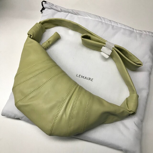 LEMAIRE ルメール クロワッサン ショルダーバック 最旬ダウン