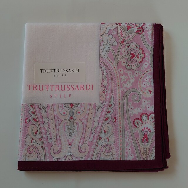 Trussardi(トラサルディ)のハンカチ（トラサルディ） レディースのファッション小物(ハンカチ)の商品写真