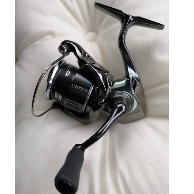 オープニング 大放出セール SHIMANO - くら 22ステラ C2000S リール