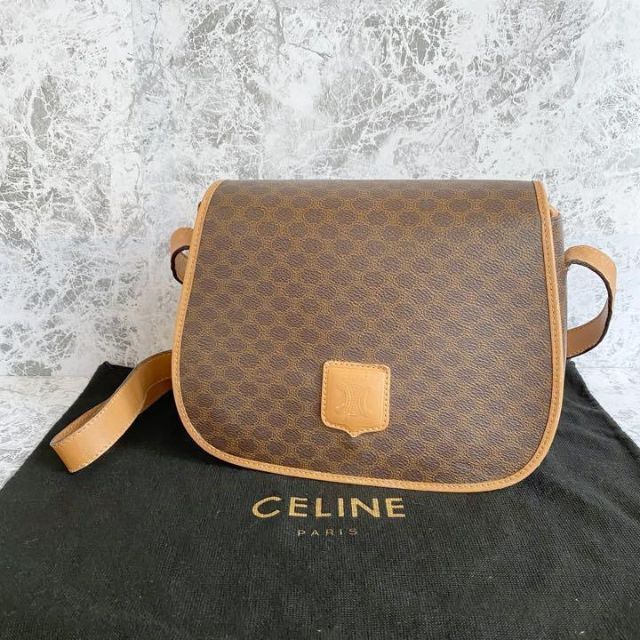 celine - 美品 セリーヌ ショルダーバッグ マカダム トリオンフ レザー