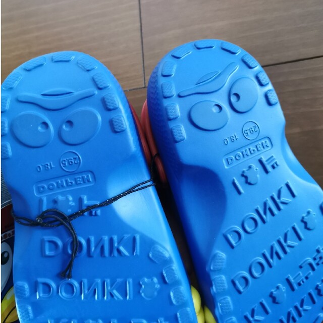 ドンキホーテ　ドンペン　クロックス　サンダル　18cm キッズ/ベビー/マタニティのキッズ靴/シューズ(15cm~)(サンダル)の商品写真