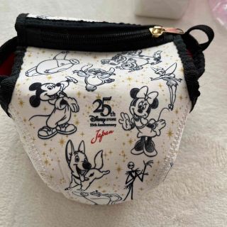 ディズニー(Disney)の激レア　ディズニー25th Disney Store 記念カメラケース　未使用品(キャラクターグッズ)