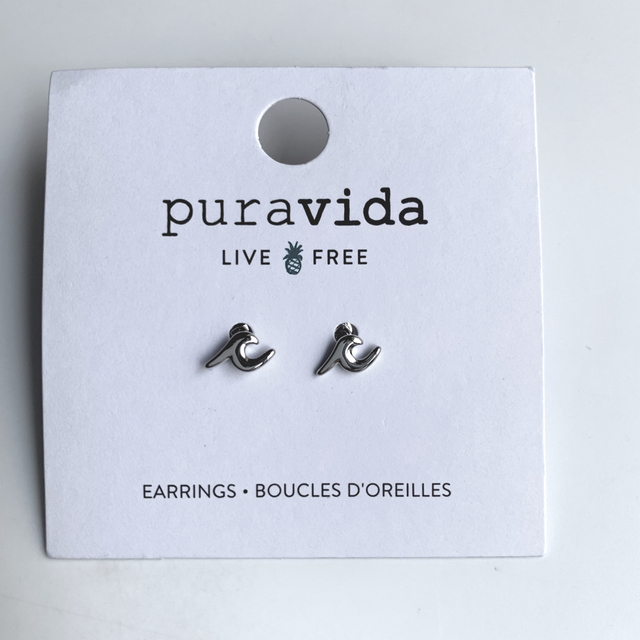 Pura Vida(プラヴィダ)のPuravida☆ピアス《Wave Stud》 レディースのアクセサリー(ピアス)の商品写真