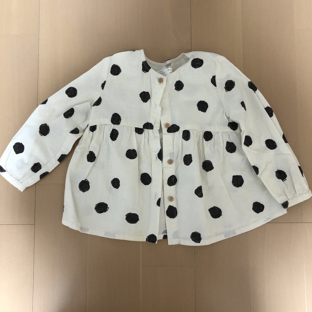 ZARA KIDS(ザラキッズ)のザラベイビー 92 キッズ/ベビー/マタニティのキッズ服女の子用(90cm~)(ブラウス)の商品写真