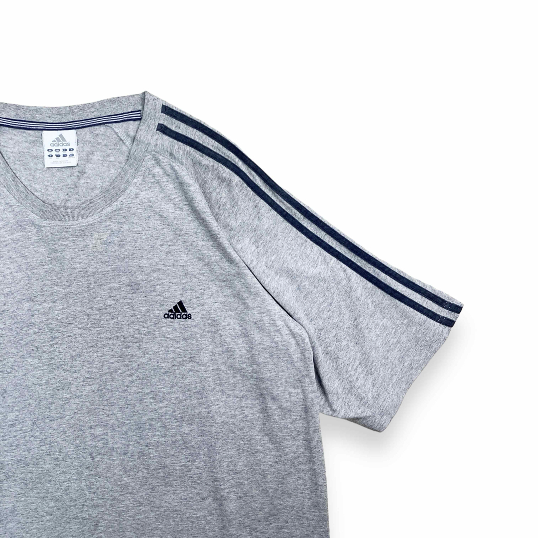 adidas(アディダス)の90s 00s adidas アディダス ヴィンテージロゴTシャツ 刺繍 グレー メンズのトップス(Tシャツ/カットソー(半袖/袖なし))の商品写真