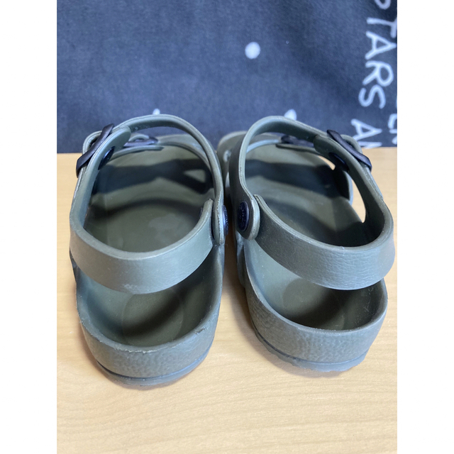 BIRKENSTOCK(ビルケンシュトック)のBIRKENSTOCK  子供サンダル キッズ/ベビー/マタニティのキッズ靴/シューズ(15cm~)(サンダル)の商品写真