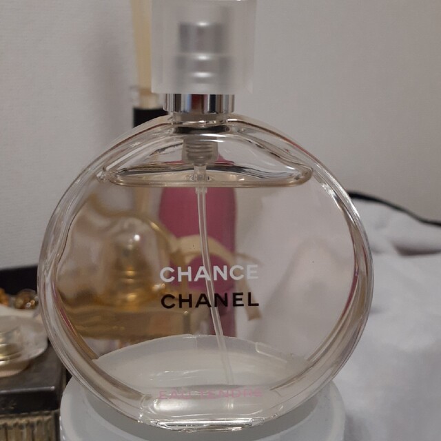 CHANEL(シャネル)のシャネル　チャンス　オータンドゥル　オードトワレ コスメ/美容の香水(香水(女性用))の商品写真