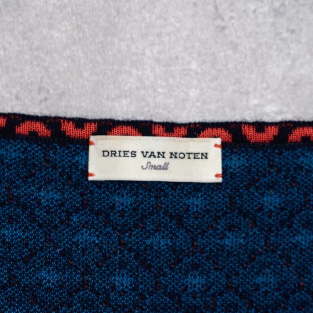 DRIES VAN NOTEN(ドリスヴァンノッテン)のnuni様専用★Dries Van Noten 花柄 半袖 デザイン カットソー レディースのトップス(カットソー(半袖/袖なし))の商品写真