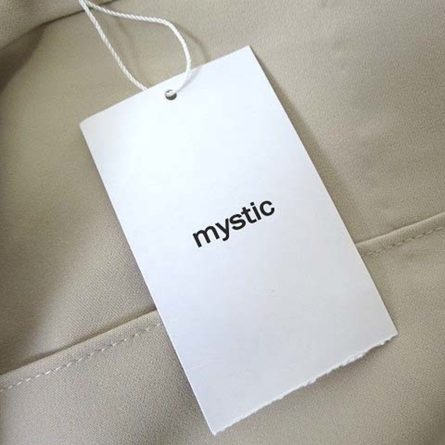mystic(ミスティック)のミスティック パンツ スリム ハーフパンツ S 1 ライトベージュ タグ付 レディースのパンツ(ショートパンツ)の商品写真