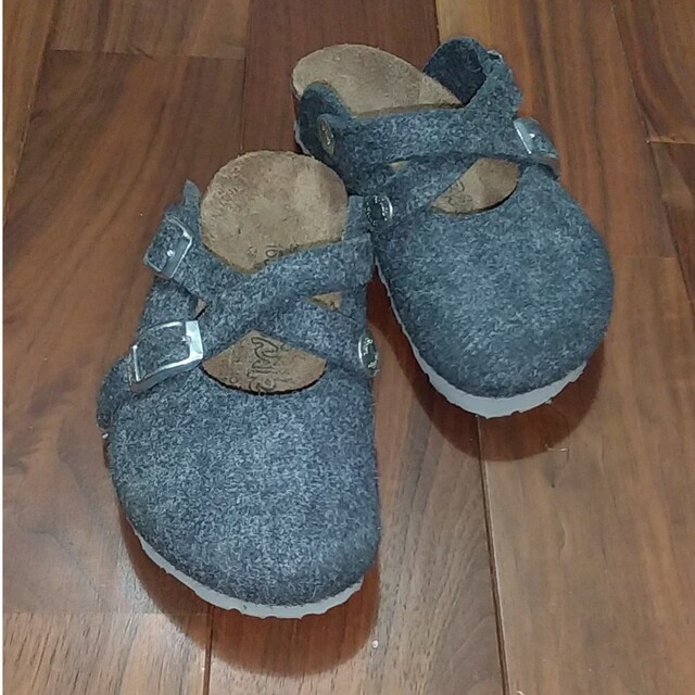 BIRKENSTOCK(ビルケンシュトック)のBIRKENSTOCK　Birkis キッズ/ベビー/マタニティのキッズ靴/シューズ(15cm~)(サンダル)の商品写真