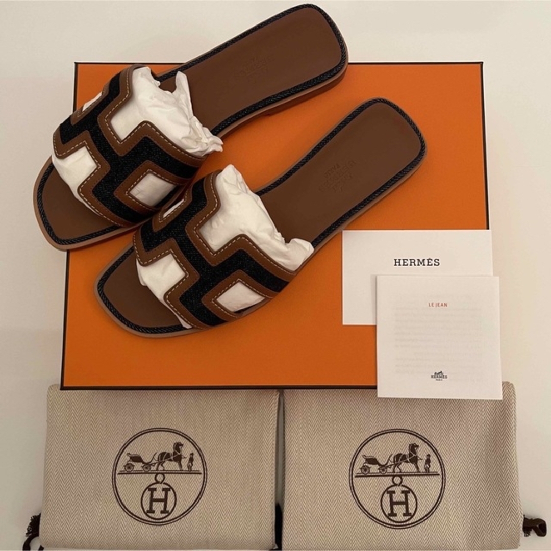 限定完売カラーローズドレ 未使用さん⭐エルメスHERMES オランサンダル 35-