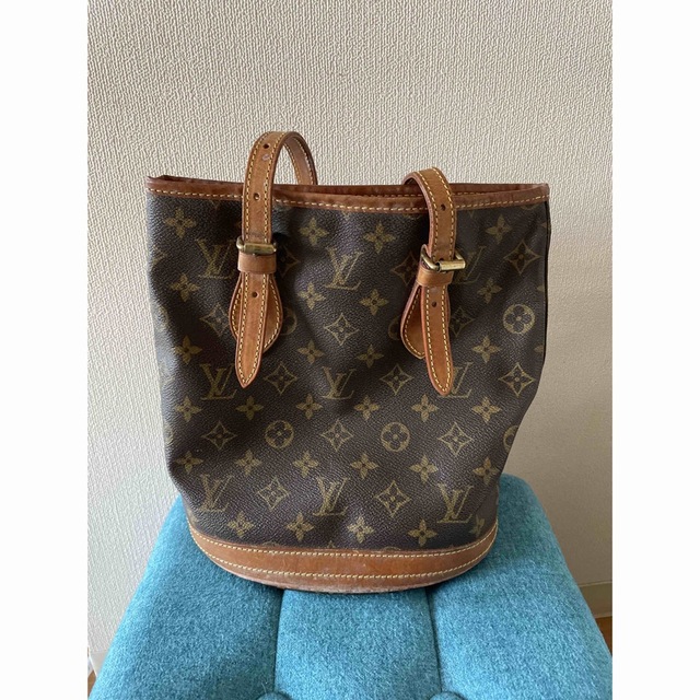 LOUIS VUITTON モノグラム　プチバケット