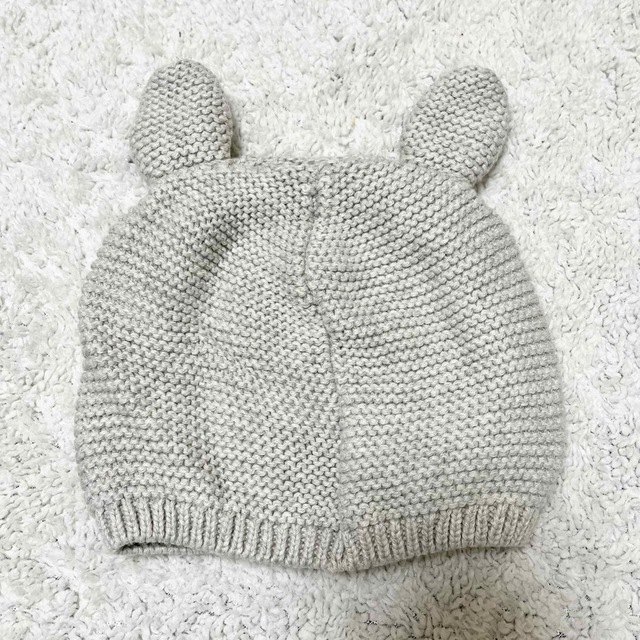 babyGAP(ベビーギャップ)の美品★うさぎニット帽　42㎝ キッズ/ベビー/マタニティのこども用ファッション小物(帽子)の商品写真