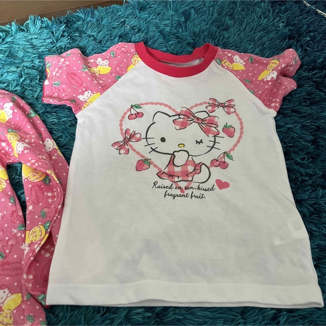 ハローキティ(ハローキティ)のキティ　パジャマ3点セット キッズ/ベビー/マタニティのキッズ服女の子用(90cm~)(パジャマ)の商品写真