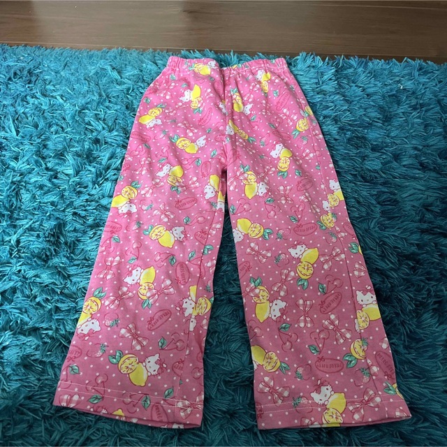 ハローキティ(ハローキティ)のキティ　パジャマ3点セット キッズ/ベビー/マタニティのキッズ服女の子用(90cm~)(パジャマ)の商品写真