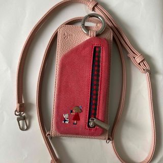 ファミリア(familiar)のファミリア　スマホケース(iPhoneケース)