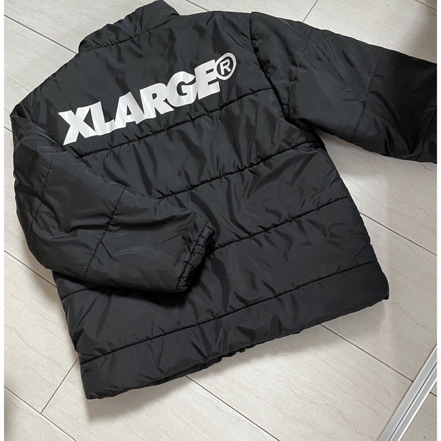XLARGE(エクストララージ)のダウンコート　110 キッズ/ベビー/マタニティのキッズ服男の子用(90cm~)(コート)の商品写真