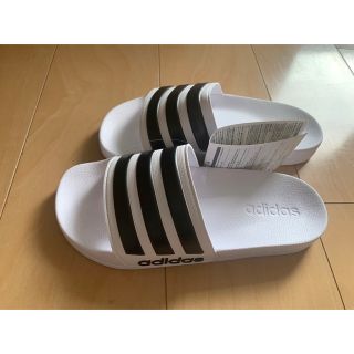 adidas サンダル　新品(サンダル)