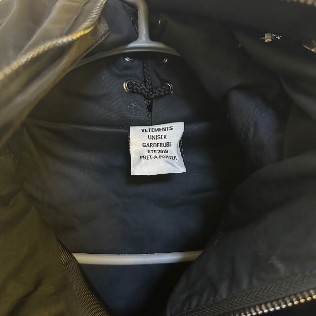 VETEMENTS 19SS Black Mask Hooded Parka 上品な 50.0%OFF noxcapital.de