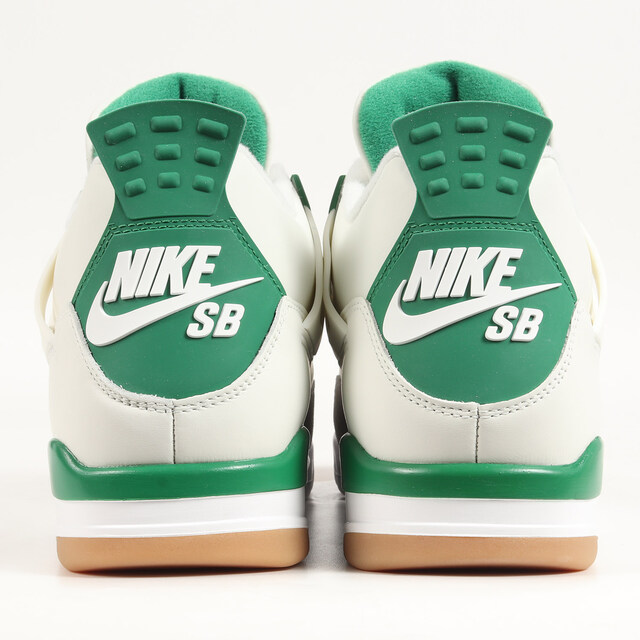 NIKE(ナイキ)のNIKE ナイキ SB AIR JORDAN 4 RETRO SP PINE GREEN (DR5415-103) 2023年 エアジョーダン4 レトロ エスビー セイル ホワイト パイングリーン サイズ：US10.5 28.5cm スニーカー 【メンズ】 メンズの靴/シューズ(スニーカー)の商品写真