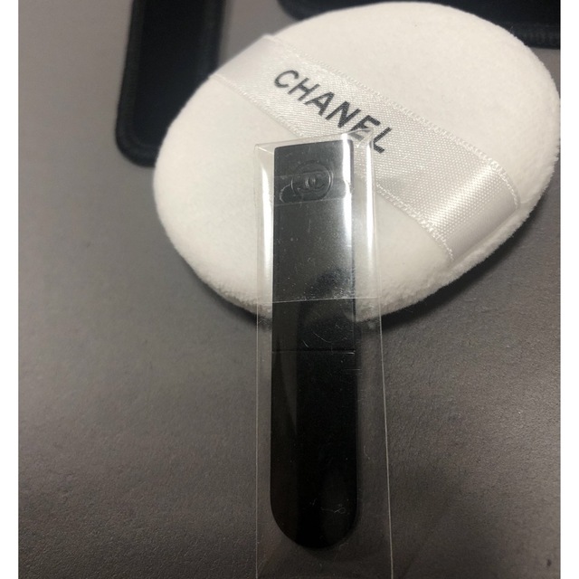 CHANEL(シャネル)のシャネル・CHANEL ■新品未使用■ スパチュラ・スポンジ・ケース コスメ/美容のメイク道具/ケアグッズ(ブラシ・チップ)の商品写真