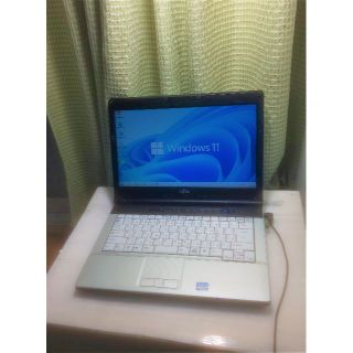 フジツウ(富士通)の☆ノートパソコン Windows11Pro S751/C-5(ノートPC)