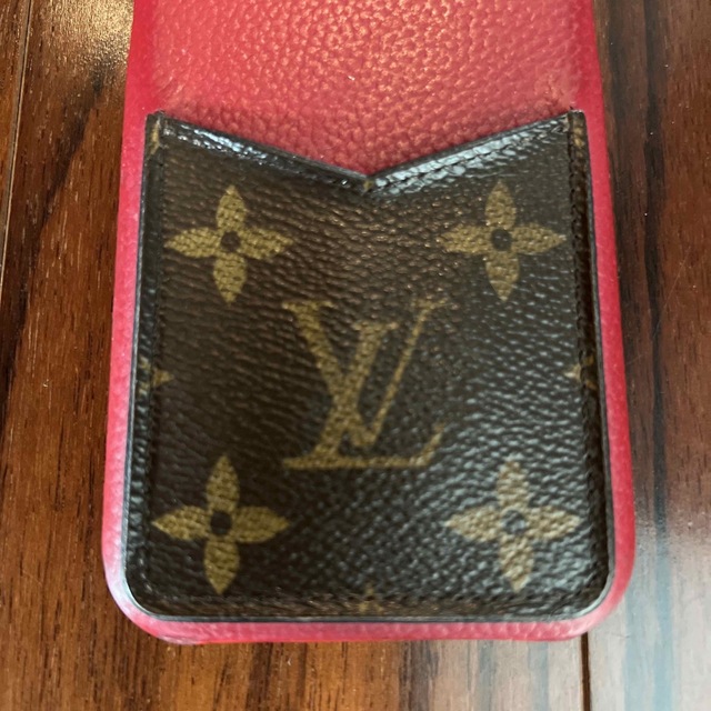 LOUIS VUITTON(ルイヴィトン)のLOUIS VUITTON  iPhoneケース スマホ/家電/カメラのスマホアクセサリー(iPhoneケース)の商品写真