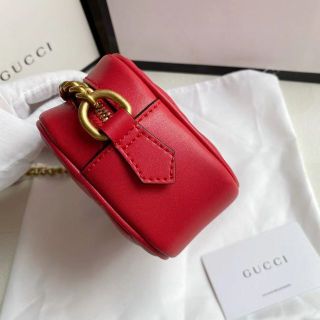 Gucci - 【未使用】グッチ GGマーモント ショルダーバッグ 赤 レザー