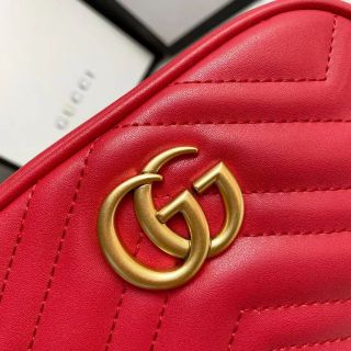 Gucci - 【未使用】グッチ GGマーモント ショルダーバッグ 赤 レザー