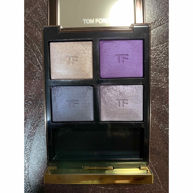 TOM FORD BEAUTY(トムフォードビューティ)のトム フォード ビューティ アイ カラー クォード　28A デイドリーム コスメ/美容のベースメイク/化粧品(アイシャドウ)の商品写真