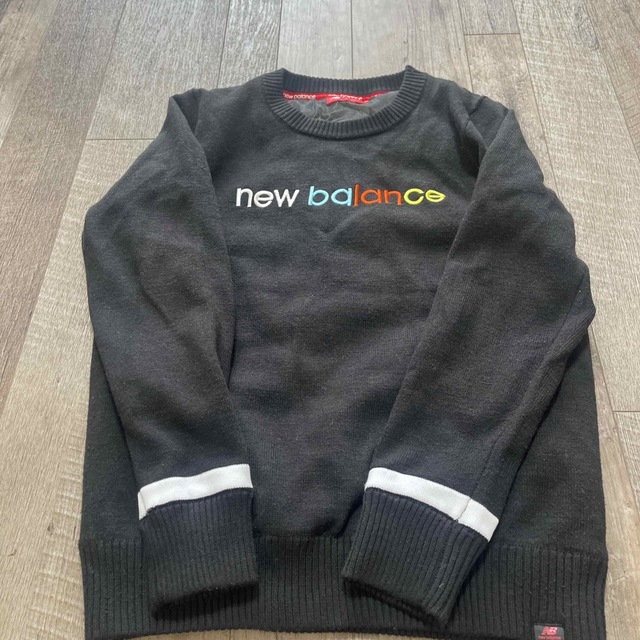 New balanceレディースニット