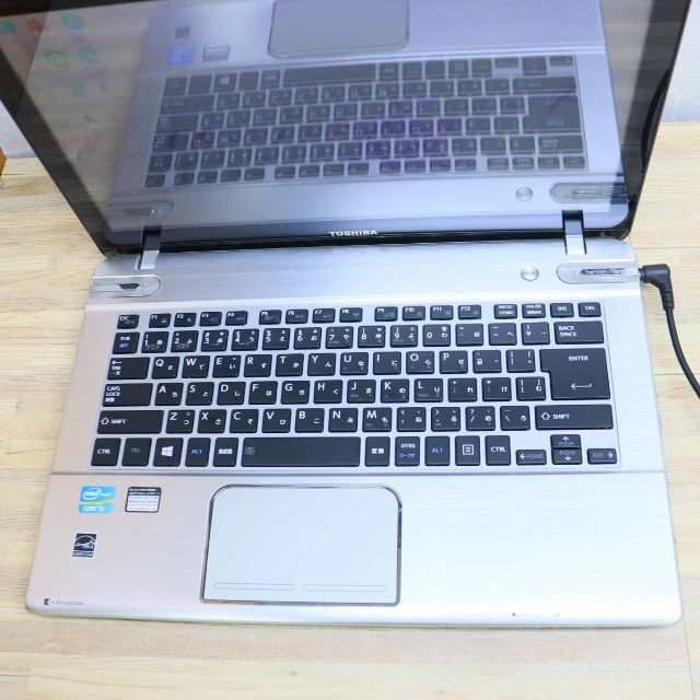 東芝(トウシバ)の Dynabook T642T corei5　8GB スマホ/家電/カメラのPC/タブレット(ノートPC)の商品写真