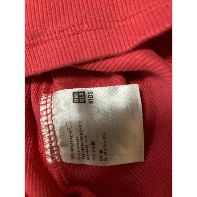 UNIQLO(ユニクロ)のユニクロ　リブフリルハイネックTシャツ 2枚組　女の子　140サイズ キッズ/ベビー/マタニティのキッズ服女の子用(90cm~)(Tシャツ/カットソー)の商品写真