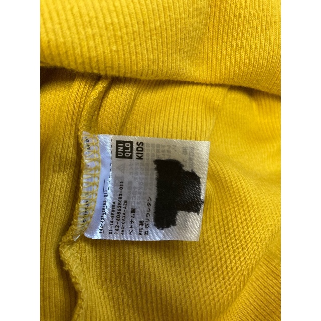 UNIQLO(ユニクロ)のユニクロ　リブフリルハイネックTシャツ 2枚組　女の子　140サイズ キッズ/ベビー/マタニティのキッズ服女の子用(90cm~)(Tシャツ/カットソー)の商品写真