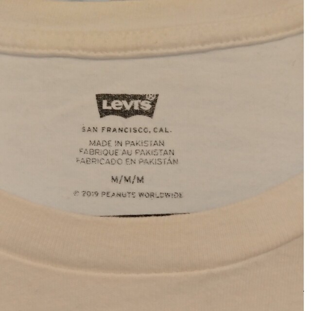 Levi's(リーバイス)のリーバイス　スヌーピー　ピーナッツ　コラボTシャツ レディースのトップス(Tシャツ(半袖/袖なし))の商品写真