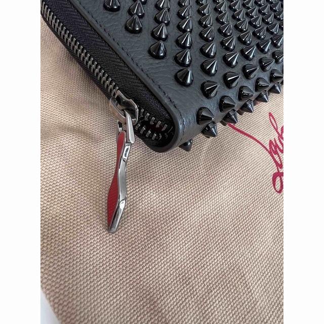 6922 Christian Louboutin スタッズ 長財布 - agedor.ma