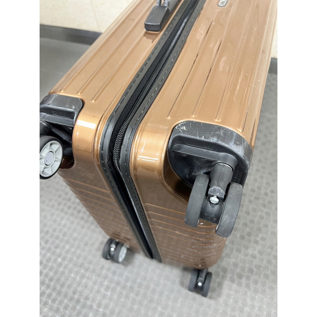 リモワ サルサエアー 亀裂修理済 品 | www.innoveering.net