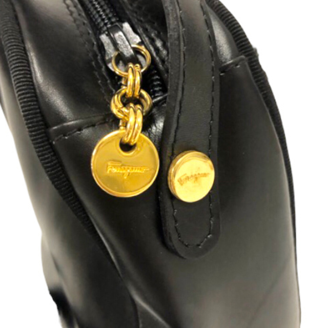 Salvatore Ferragamo - Salvatore Ferragamo ショルダーバッグ ヴァラ