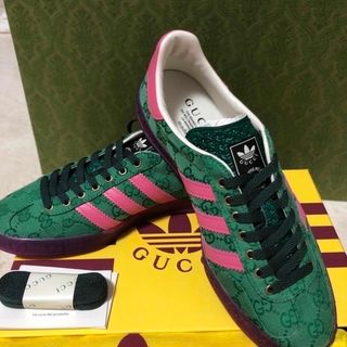 グッチ(Gucci)の期間限定コラボ　ADIDAS×GUCCI GAZELLE  (スニーカー)