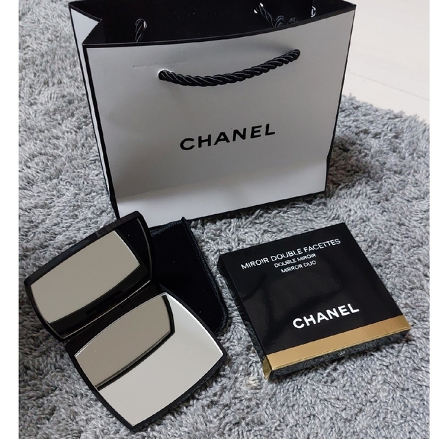 CHANEL(シャネル)のCHANEL コンパクトミラー ミロワール レディースのファッション小物(ミラー)の商品写真