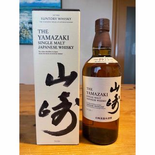 サントリー　山崎シングルモルト 700ml 箱あり