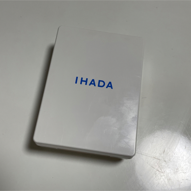 IHADA(イハダ)のIHADA 薬用フェイスプロテクトパウダー コスメ/美容のベースメイク/化粧品(フェイスパウダー)の商品写真