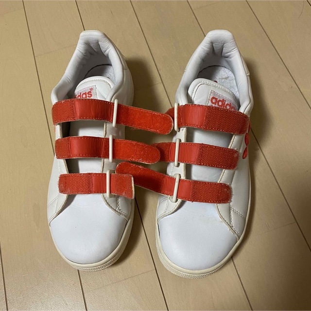 adidas(アディダス)の【すずりっち(*^^*)様専用】adidas スニーカー レディースの靴/シューズ(スニーカー)の商品写真